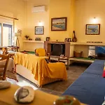 Casa vacanze Santa Domenica Summer House *