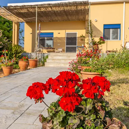 펜션 Santa Domenica Summer House