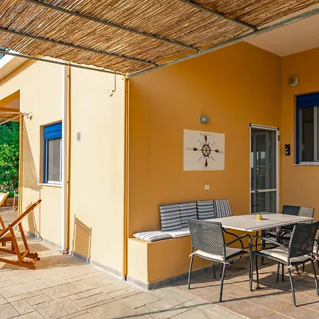 Santa Domenica Summer House Semesterbostad Agia Kiriaki (Messinia)
